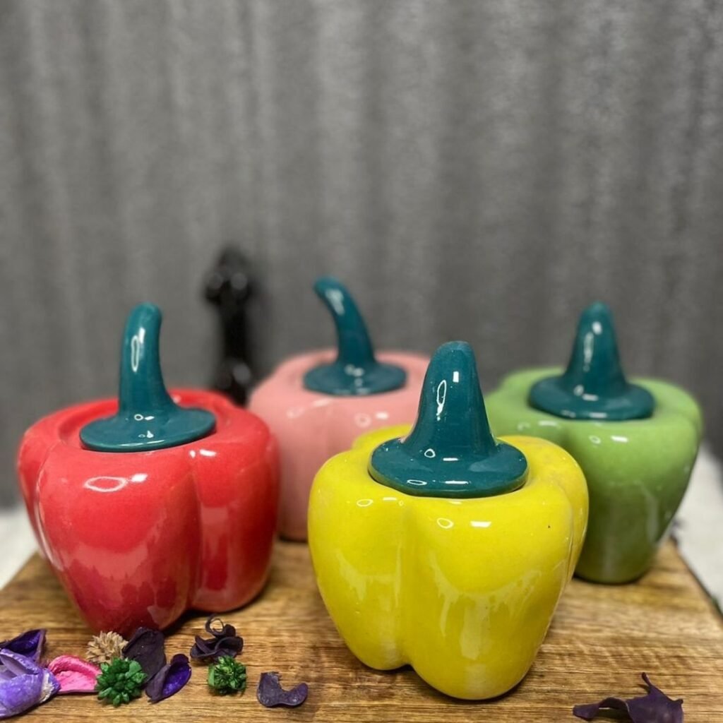 Town of Ceramics - TOC, Ceramic Pickle Jars, Ceramic Jars, Ceramic Achaar Jars, Ceramic Storage Jars, Ceramic Capsicum Jars